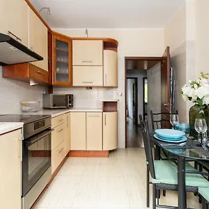 Apartament Good Mood In Center By Renters